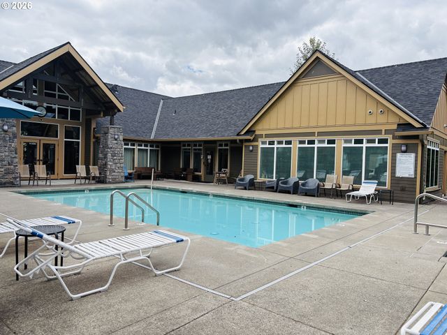 17376 Sw BILES Ln, Beaverton, OR 97003