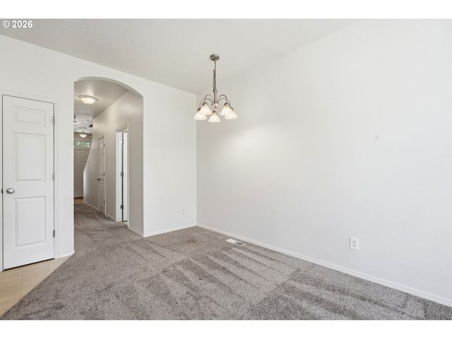 17376 Sw BILES Ln, Beaverton, OR 97003
