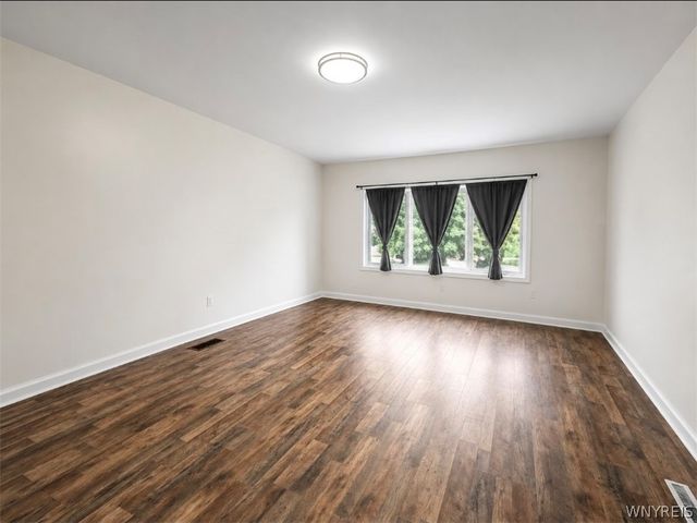 392 Leroy Avenue, Buffalo, NY 14214