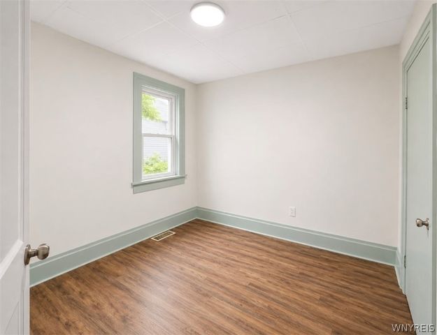 392 Leroy Avenue, Buffalo, NY 14214