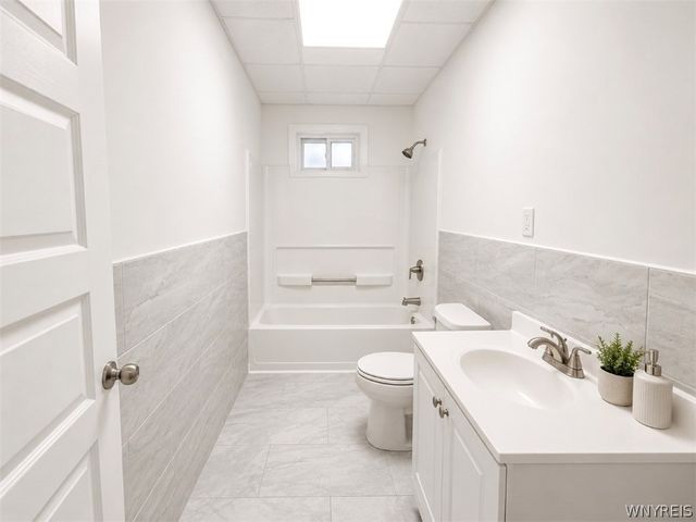 392 Leroy Avenue, Buffalo, NY 14214