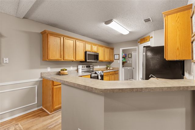 817 Amber Drive, Saginaw, TX 76179