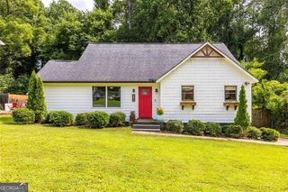1371 LOCHLAND, Atlanta, GA 30316