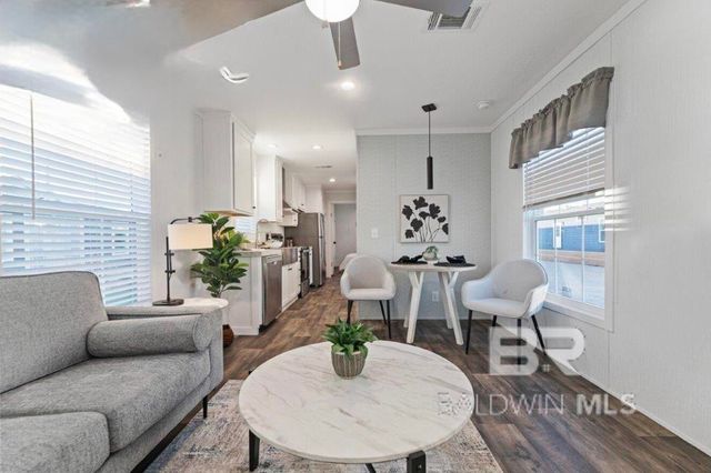 30 Buena Vista Drive, Lillian, AL 36549