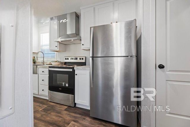 30 Buena Vista Drive, Lillian, AL 36549