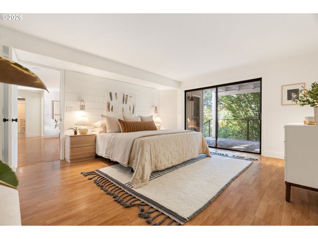 25 BECKET St, Lake Oswego, OR 97035