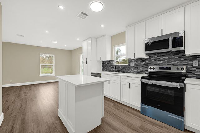 1912 Maryland Street, Baytown, TX 77520