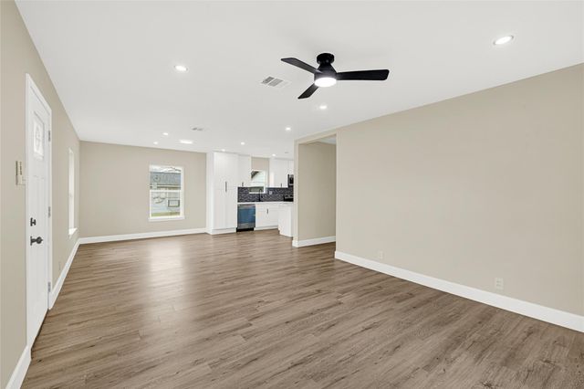 1912 Maryland Street, Baytown, TX 77520