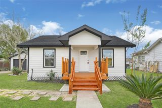 1912 Maryland Street, Baytown, TX 77520