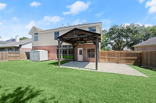 11911 N Brenton Knoll Court, Tomball, TX 77375
