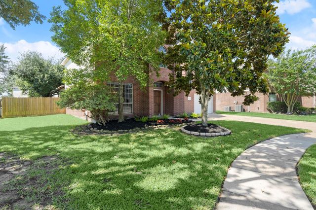 11911 N Brenton Knoll Court, Tomball, TX 77375