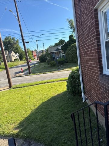 1010 Elmwood St, Port Vue, PA 15133