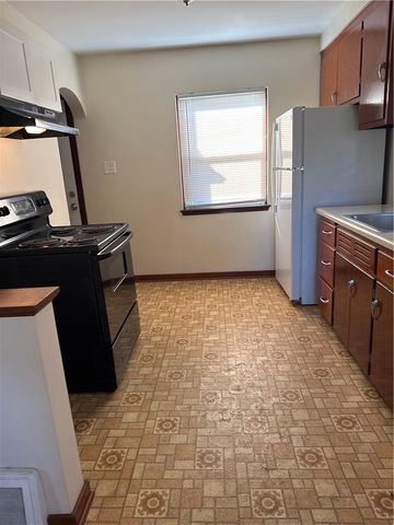 1010 Elmwood St, Port Vue, PA 15133