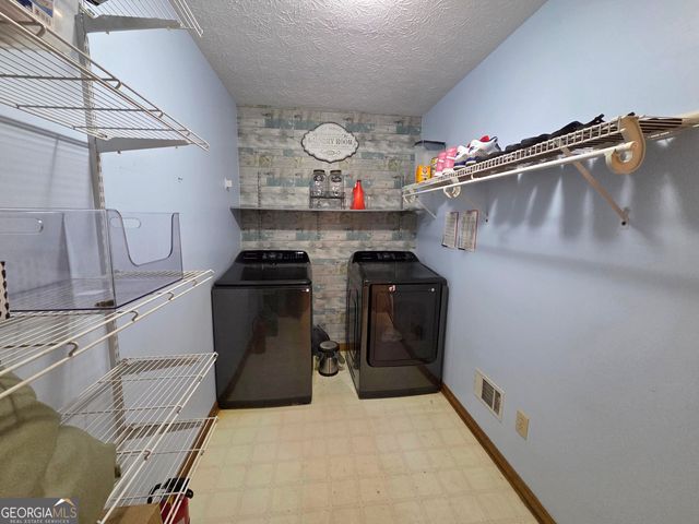 328 Country Lake Drive, Mcdonough, GA 30252