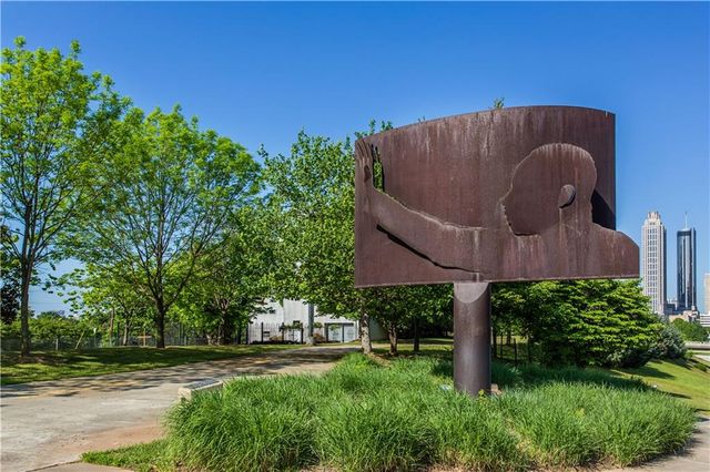 83 Hogue NE Street, Atlanta, GA 30312