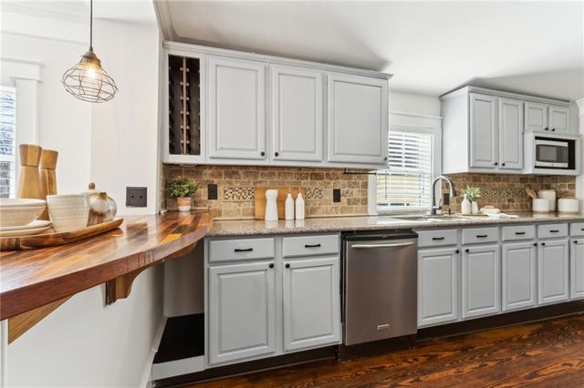 83 Hogue NE Street, Atlanta, GA 30312