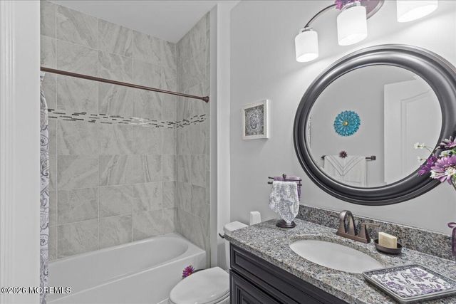 9 Mason Drive, Jackson, NJ 08527