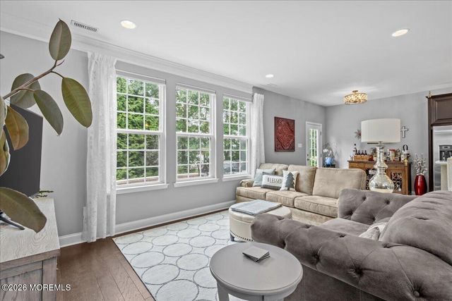 9 Mason Drive, Jackson, NJ 08527