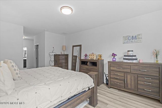 9 Mason Drive, Jackson, NJ 08527