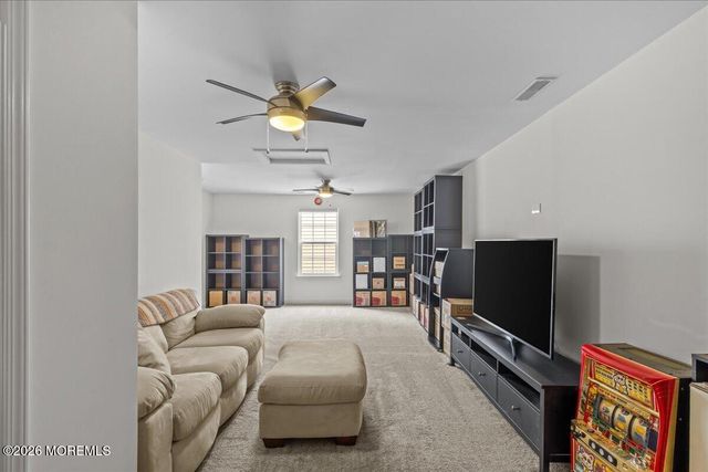 9 Mason Drive, Jackson, NJ 08527