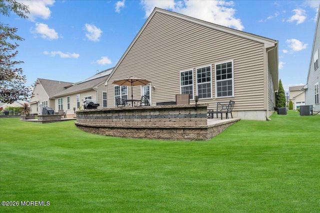 9 Mason Drive, Jackson, NJ 08527
