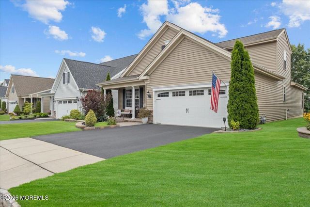 9 Mason Drive, Jackson, NJ 08527