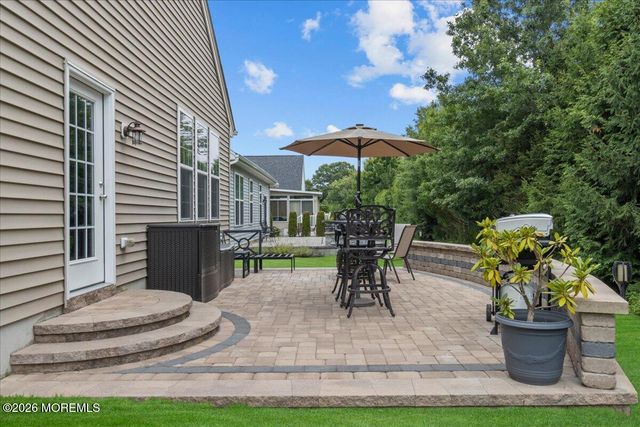 9 Mason Drive, Jackson, NJ 08527