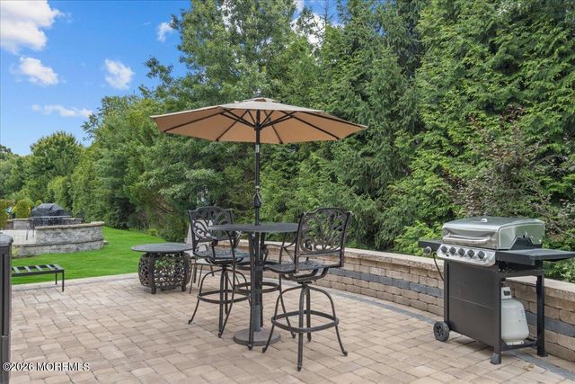 9 Mason Drive, Jackson, NJ 08527
