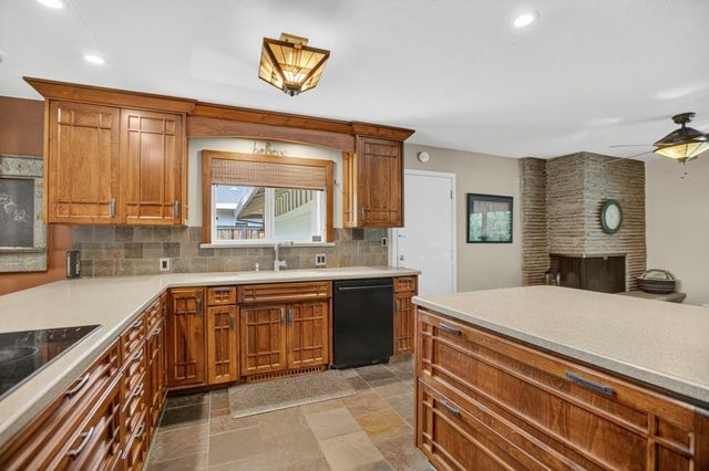 4849 Cameron Ranch Dr, Carmichael, CA 95608