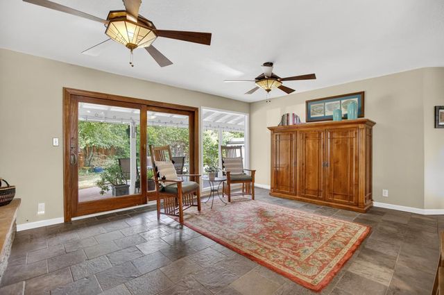 4849 Cameron Ranch Dr, Carmichael, CA 95608