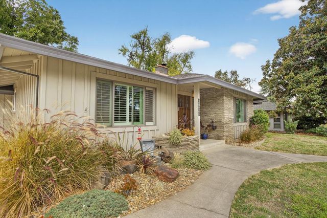 4849 Cameron Ranch Dr, Carmichael, CA 95608