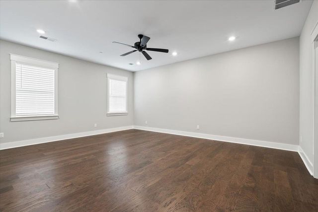 2090 GREENBRIER LAKES BLVD, Piperton, TN 38017