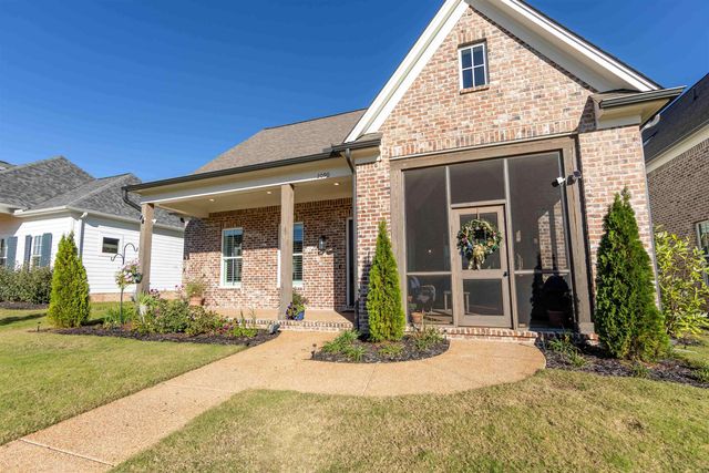 2090 GREENBRIER LAKES BLVD, Piperton, TN 38017