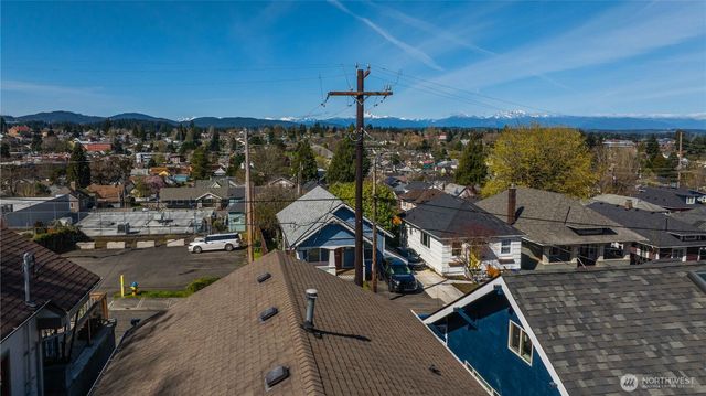 916 Pleasant Avenue, Bremerton, WA 98337