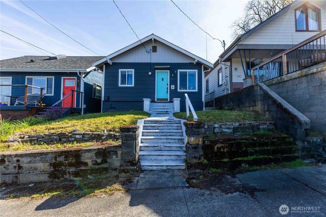 916 Pleasant Avenue, Bremerton, WA 98337