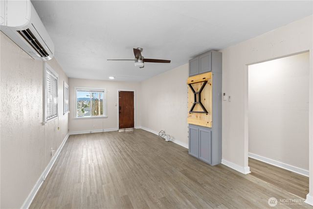 916 Pleasant Avenue, Bremerton, WA 98337