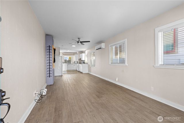 916 Pleasant Avenue, Bremerton, WA 98337