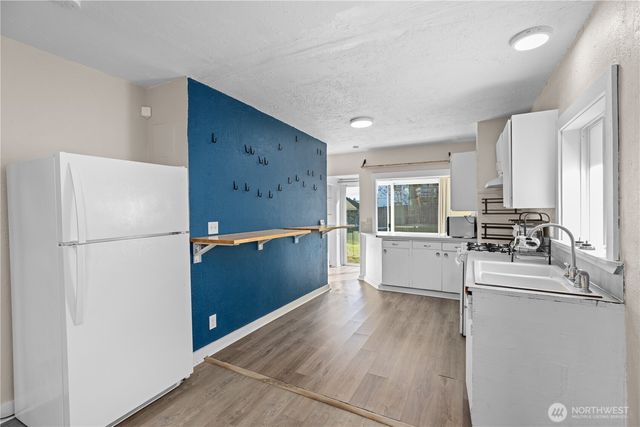 916 Pleasant Avenue, Bremerton, WA 98337
