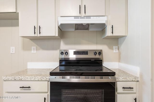 206 French Court, Lafayette, LA 70507