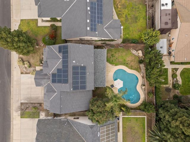 2613 Applegate Avenue, Clovis, CA 93611