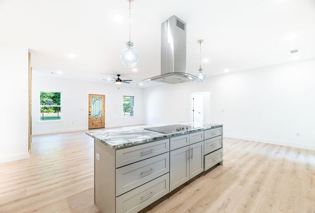104 Ayr Drive, Bella Vista, AR 72715