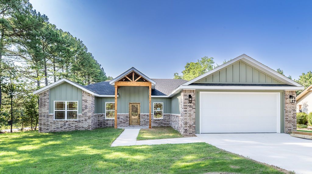 104 Ayr Drive, Bella Vista, AR 72715