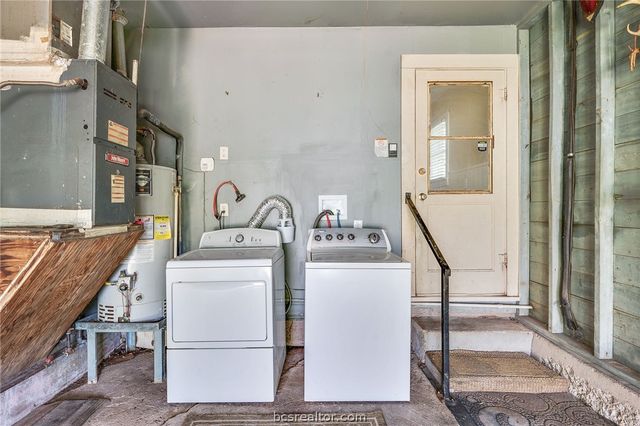 110 North Gordon Street, Bryan, TX 77802