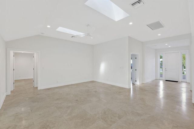 1386 S Atlantic Drive, Lantana, FL 33462