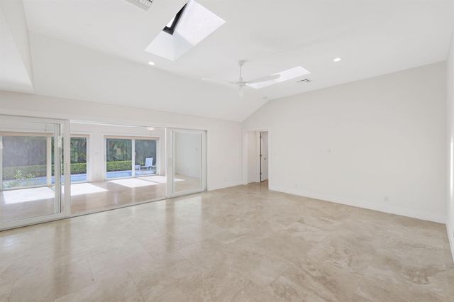 1386 S Atlantic Drive, Lantana, FL 33462