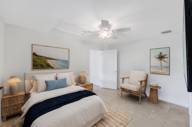 1386 S Atlantic Drive, Lantana, FL 33462