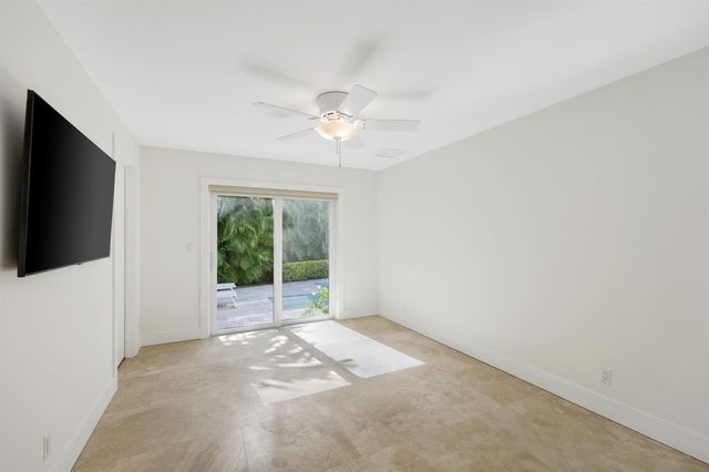 1386 S Atlantic Drive, Lantana, FL 33462