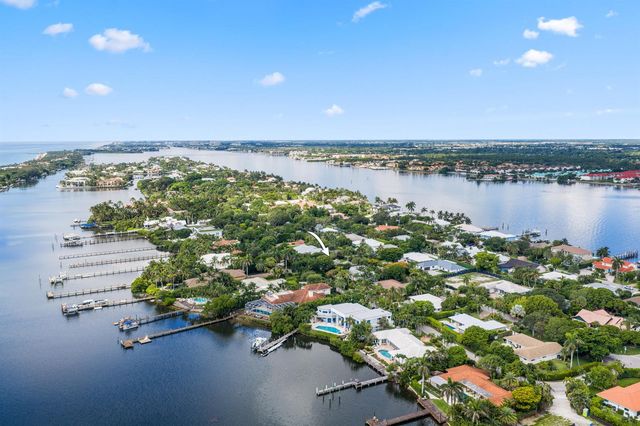 1386 S Atlantic Drive, Lantana, FL 33462