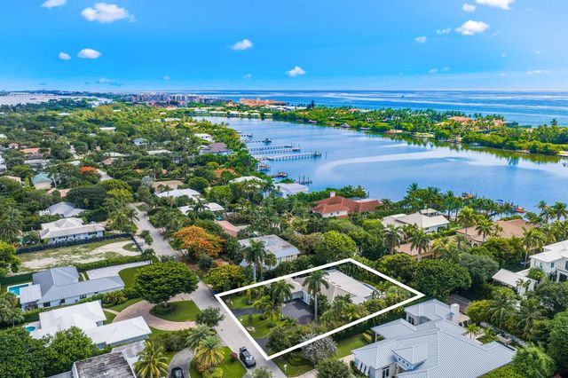 1386 S Atlantic Drive, Lantana, FL 33462
