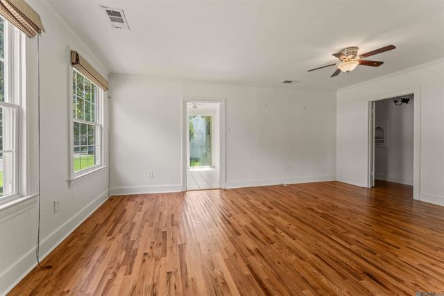 4252 Orchid St, Baton Rouge, LA 70808
